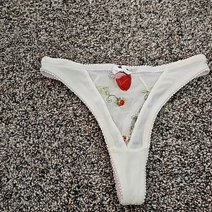 Thong nwt large